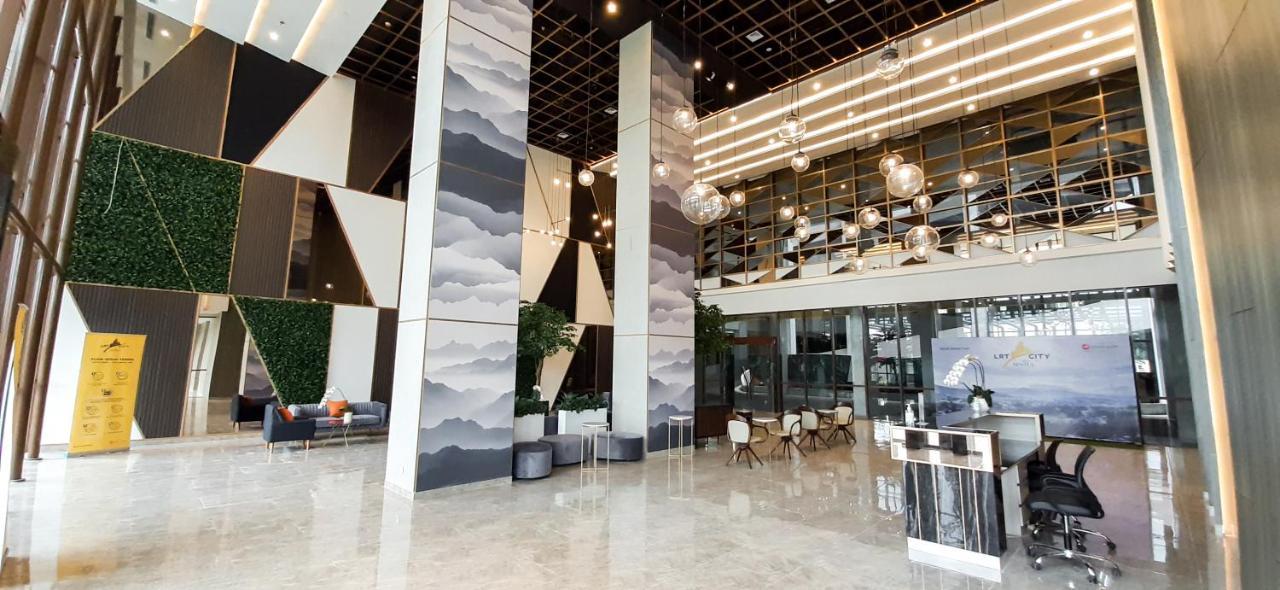 Stay G Royal Sentul Park By Grandhika Kedungmanggu Extérieur photo